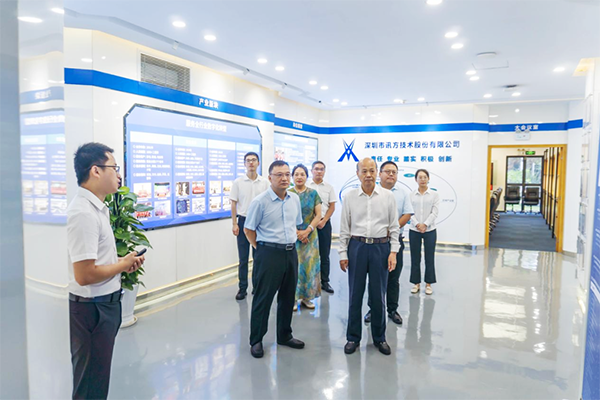 郑州信息工程职业学院领导一行莅临威九国际技术考察研讨